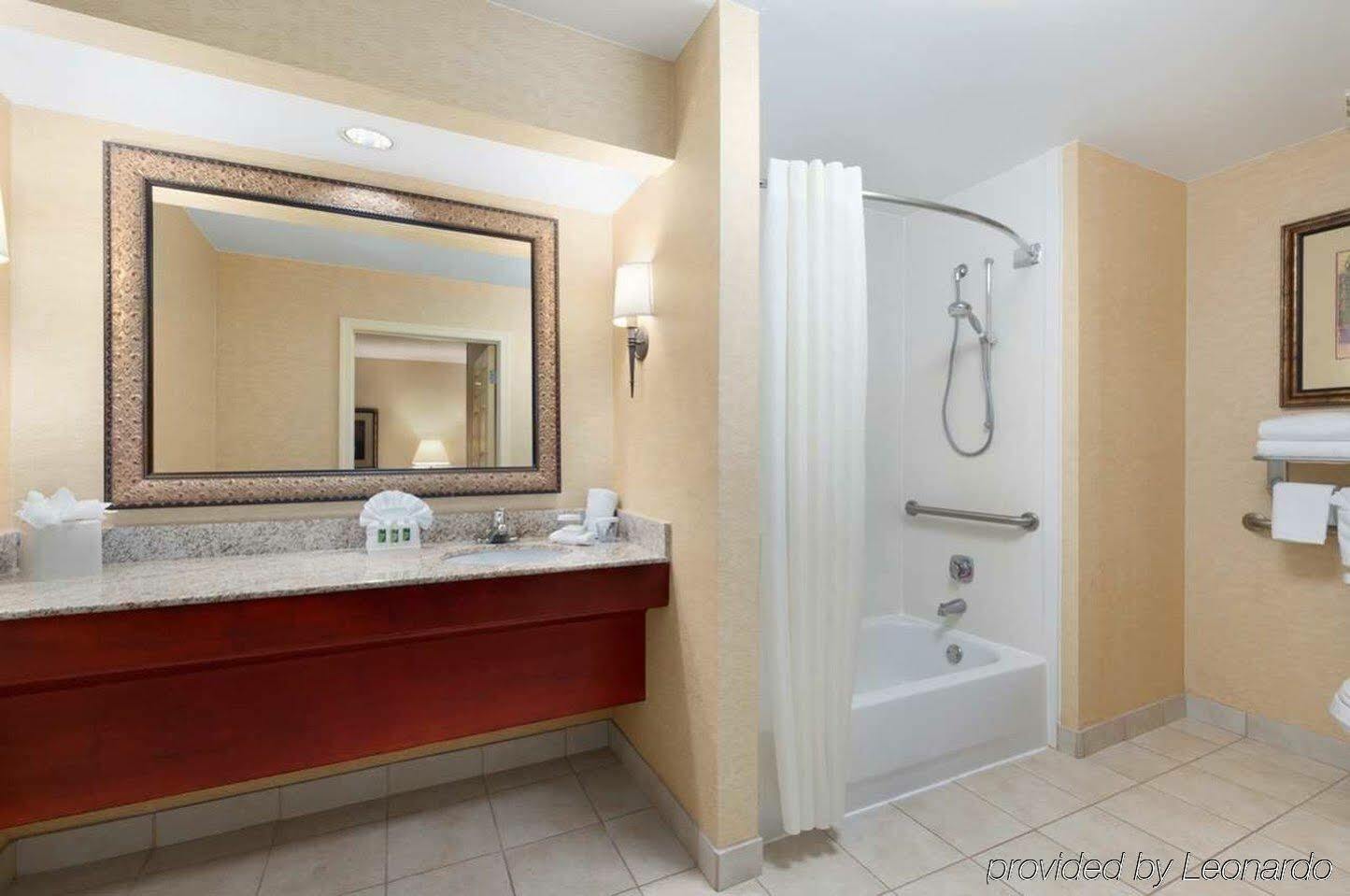 Hotel Homewood By Hilton Baton Rouge